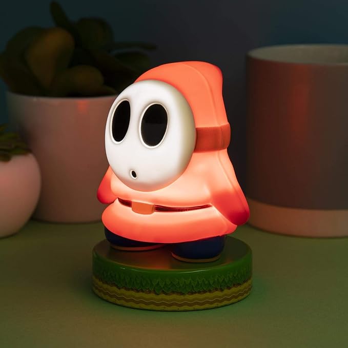 Paladone Super Mario Shy Guy 3D Icon BDP | Officially Licensed Nintendo Collectable | Unique Gift Idea | Bright Night Light or Desk Lamp | Battery Powered by 2 x AAA, White - LeafyLoom