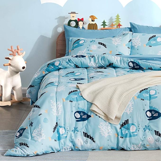 SLEEP ZONE Kids Bedding Comforter Set Full/Queen Size - Super Cute & Soft Kids Bedding 7 Pieces Set with Comforter, Sheet, Pillowcase & Sham (Little Fish) - LeafyLoom