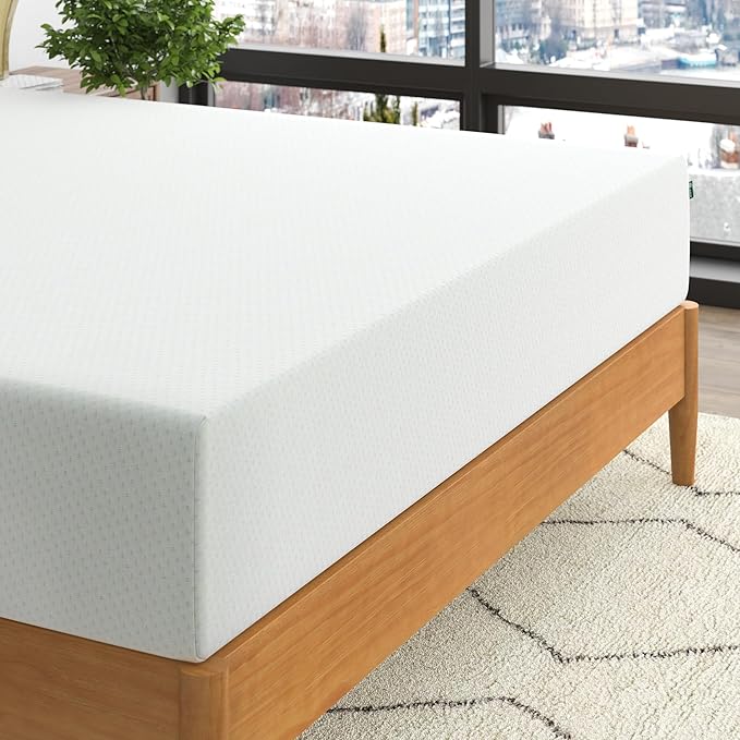 ZINUS 10 Inch Green Tea Memory Foam Mattress, King, Fiberglass Free, Patented Custom Contour Support, Sturdy Base Foam, CertiPUR-US Certified, Mattress in A Box, White - LeafyLoom