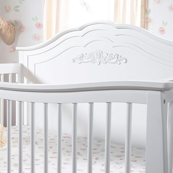 DaVinci Fiona 4-in-1 Convertible Crib in White, Greenguard Gold Certified - LeafyLoom