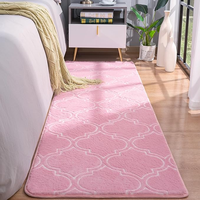 Chicrug Shag Geometric Modern Runner Rug for Bedroom, 2x6 Feet Memory Foam Indoor Hallway Runner Carpet, Fluffy Rug for Living Room Bedside Room Decor for Family, Pink/White - LeafyLoom