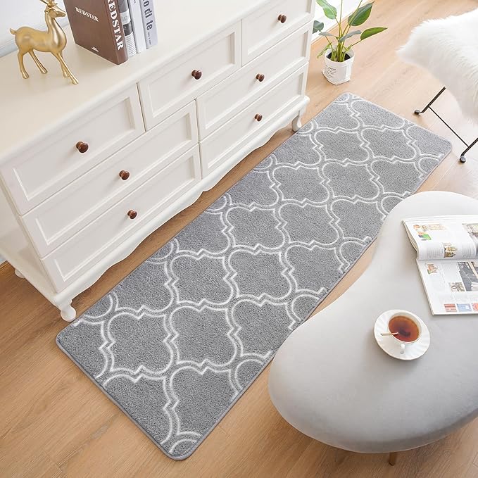 Chicrug Shag Geometric Modern Runner Rug for Bedroom, 2x6 Feet Memory Foam Indoor Hallway Runner Carpet, Fluffy Rug for Living Room Bedside Room Decor for Family, Grey/White - LeafyLoom