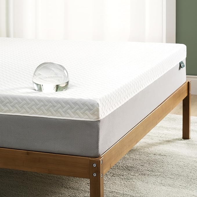 ZINUS 8 Inch Green Tea Essential Memory Foam Mattress [New Version], Full, Fiberglass Free, Medium Feel, Breathable Airflow Memory Foam, Certified Safe Foams & Fabric, Mattress in A Box - LeafyLoom