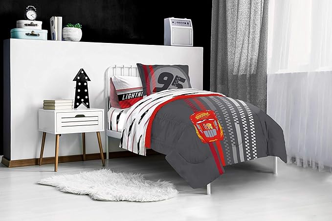 Jay Franco Disney Pixar Cars Race Ready 5 Piece Twin Bed Set - includes Comforter & Sheet Set - Bedding Features Lightning McQueen - Super Soft Fade Resistant Microfiber Official Disney Pixar Product - LeafyLoom