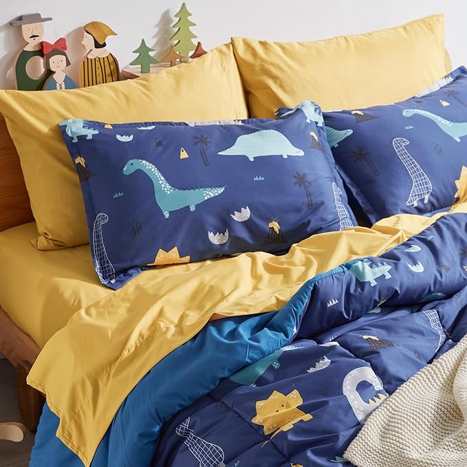 SLEEP ZONE Kids Bedding Full/Queen Comforter Set - Cute Printed for Boys, Girls, Teens, Super Soft, Fade Resistant, Dino Family, Full/Queen - LeafyLoom