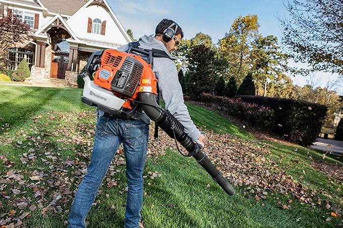 Husqvarna 360BT Gas Leaf Blower, 65.6-cc 3.81-HP 2-Cycle Backpack Leaf Blower with 890-CFM, 232-MPH, 30-N Powerful Clearing Performance and Load-Reducing Harness - LeafyLoom