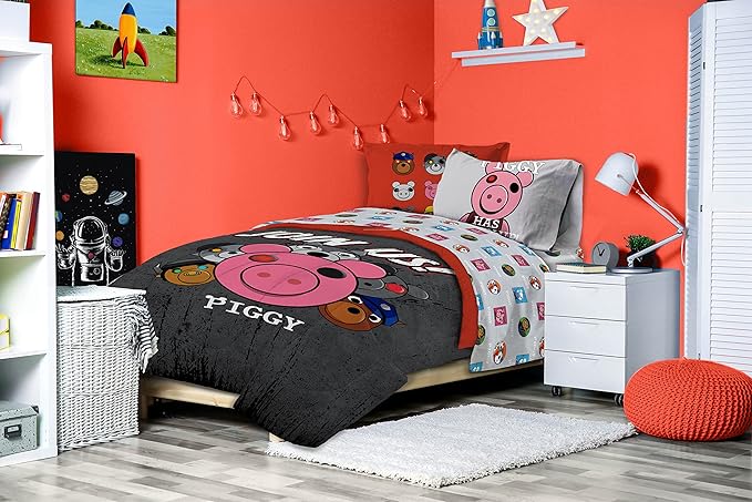 Jay Franco Piggy Join US 7 Piece Queen Size Bed Set - includes Comforter & Sheet Set - Super Soft Fade Resistant Polyester (Official Piggy Product) - LeafyLoom