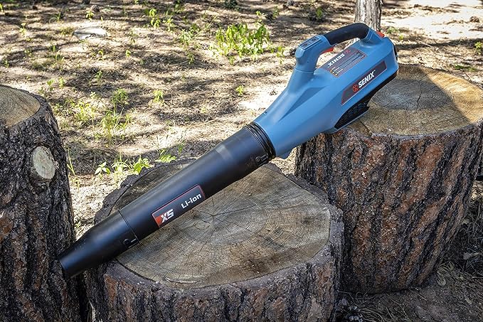 SENIX BLAX5-M-0 58 Volt 520 CFM Max, 129 MPH Max Cordless 3 Speed Blower with Turbo for Use B25X5 Lithium Ion Battery - LeafyLoom